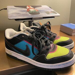 Nike Air Prestige III Sneakers Black Blue Yellow Womens Size 9 US 394656-437
